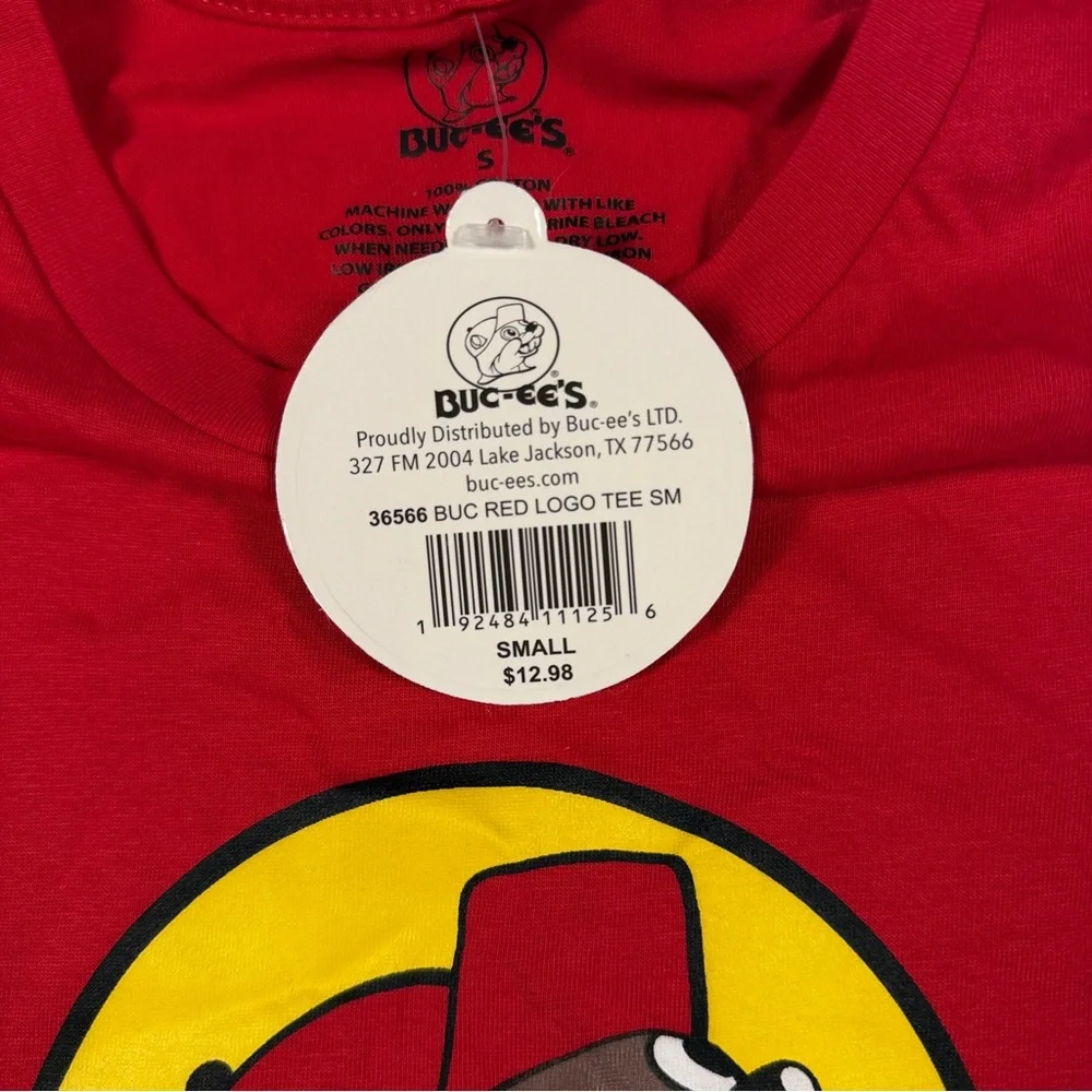 Bucees Shirt Unisex Small Red Yellow Beaver Logo Short‎ Sleeve Casual NWT - Picture 6 of 6